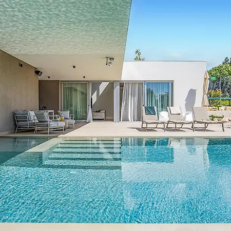 Gorgeous In Holiday home