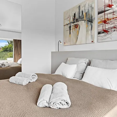 Gorgeous In Holiday home *